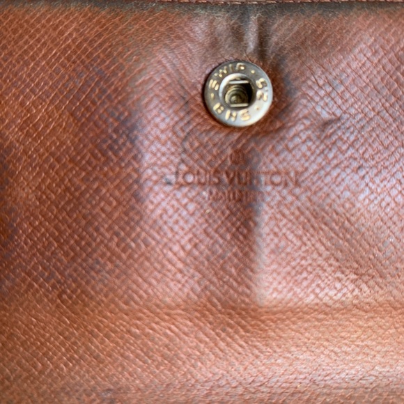 Louis Vuitton Wallet - Picture 7 of 14